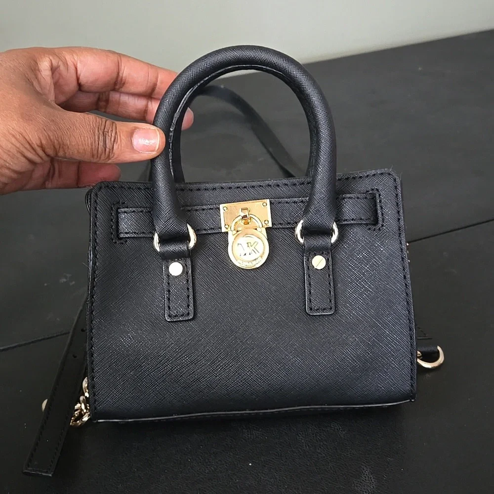 Michael Kors Mini Hamilton Crossbody bag - Picture 7 of 9